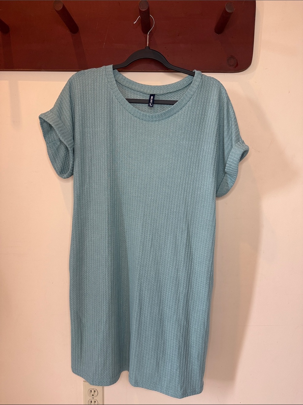 Relaxed Mint Ribbed Midi Dress with Rolled Short Sleeves